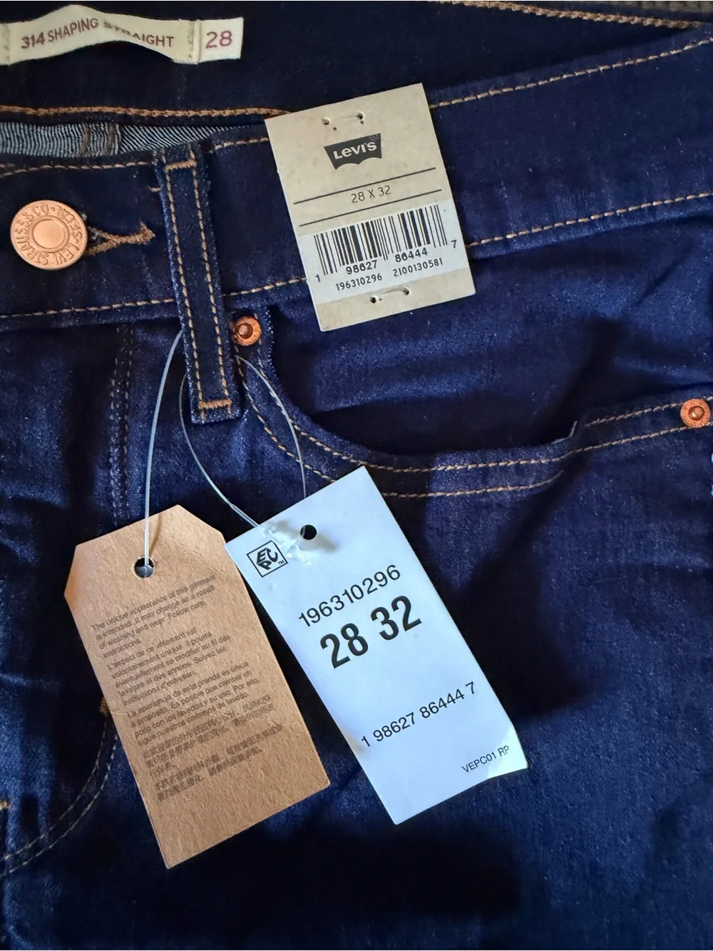 Levi’s 314 Shaping Straight Leg Jeans Dark Wash Women’s Size 28x32 Tummy Control - Picture 4 of 15